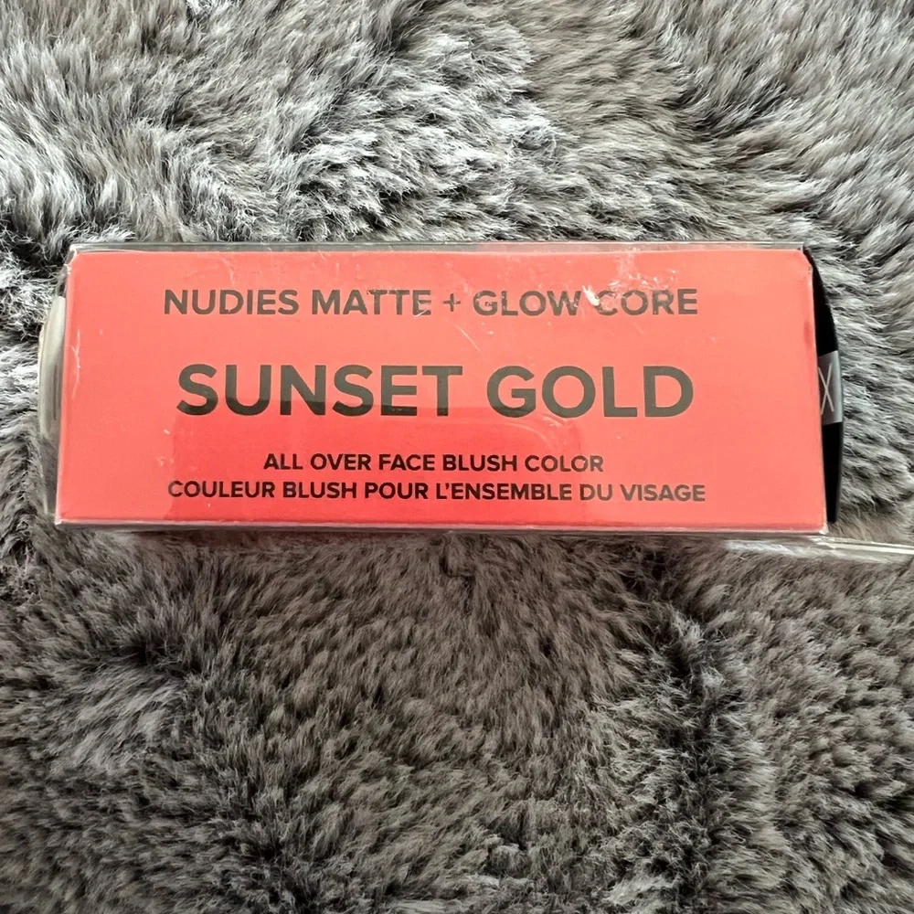 NUDESTIX NUDIES Matte + Glow Core All Over Face Blush Color Sunset Gold New Seal